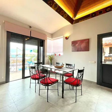 Wonderful With Private Pool, Wifi, Gym And Barbecue In South Tenerife Villa Costa Adeje (Tenerife)