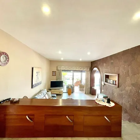 Wonderful With Private Pool, Wifi, Gym And Barbecue In South Tenerife 빌라 *