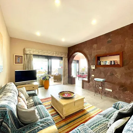 Wonderful With Private Pool, Wifi, Gym And Barbecue In South Tenerife * אדחה
